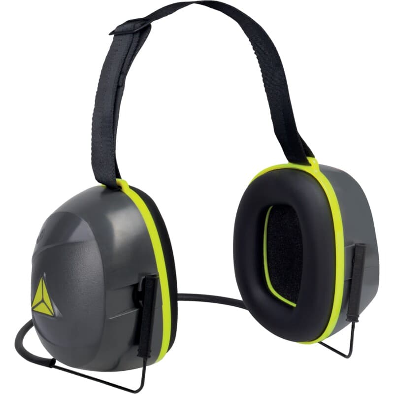 Casco antiruido con arnés a nivel de la nuca y cincha textil de sujeción, para combinar la capacidad de ajuste y espacio